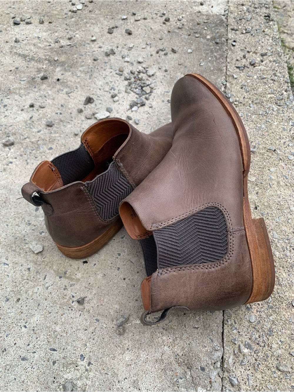 Kork-Ease Kama Brown Leather Chelsea Boots – Size 7.5M (Fits like an 8.5)